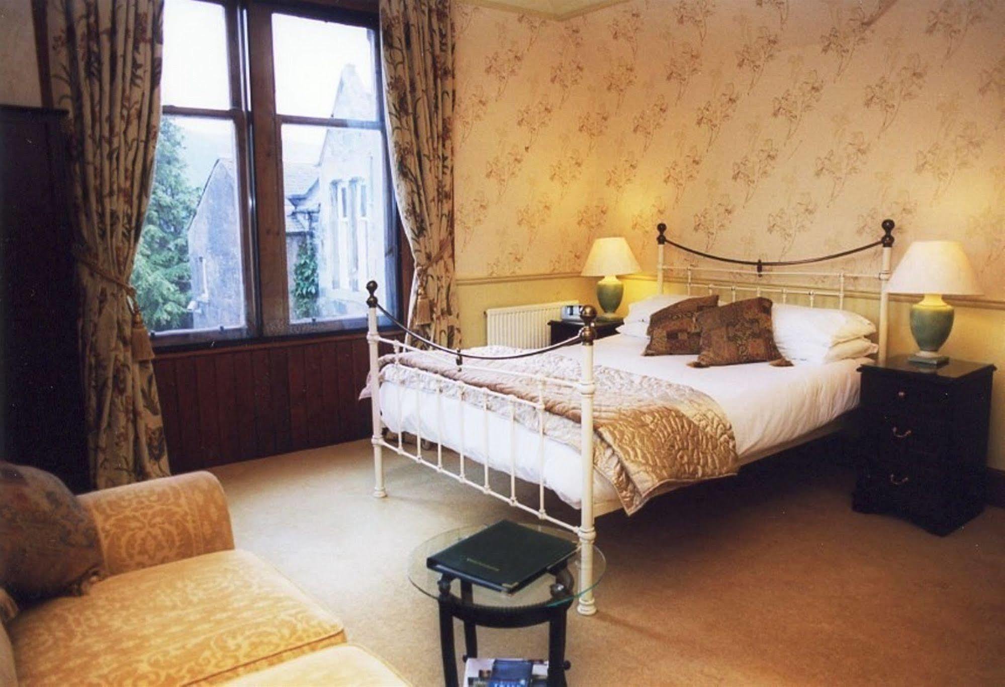 Caddon View Country Guest House Innerleithen Exterior photo